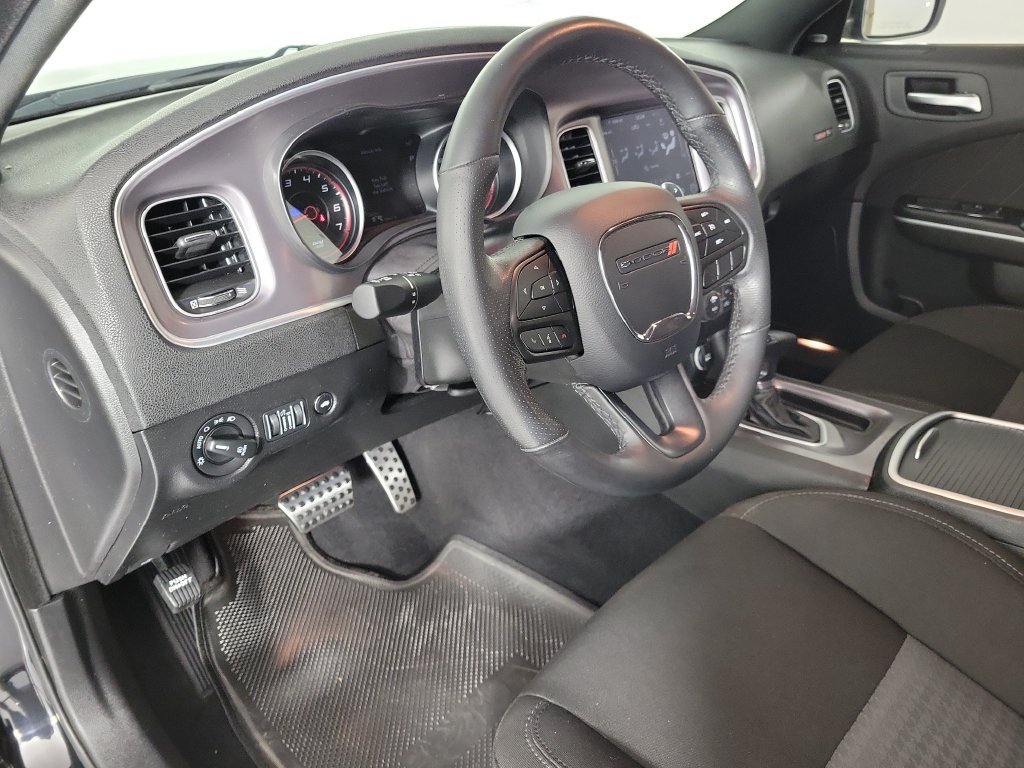 Used 2022 Dodge Charger Scat Pack w/ Driver Convenience Group RWD image 16