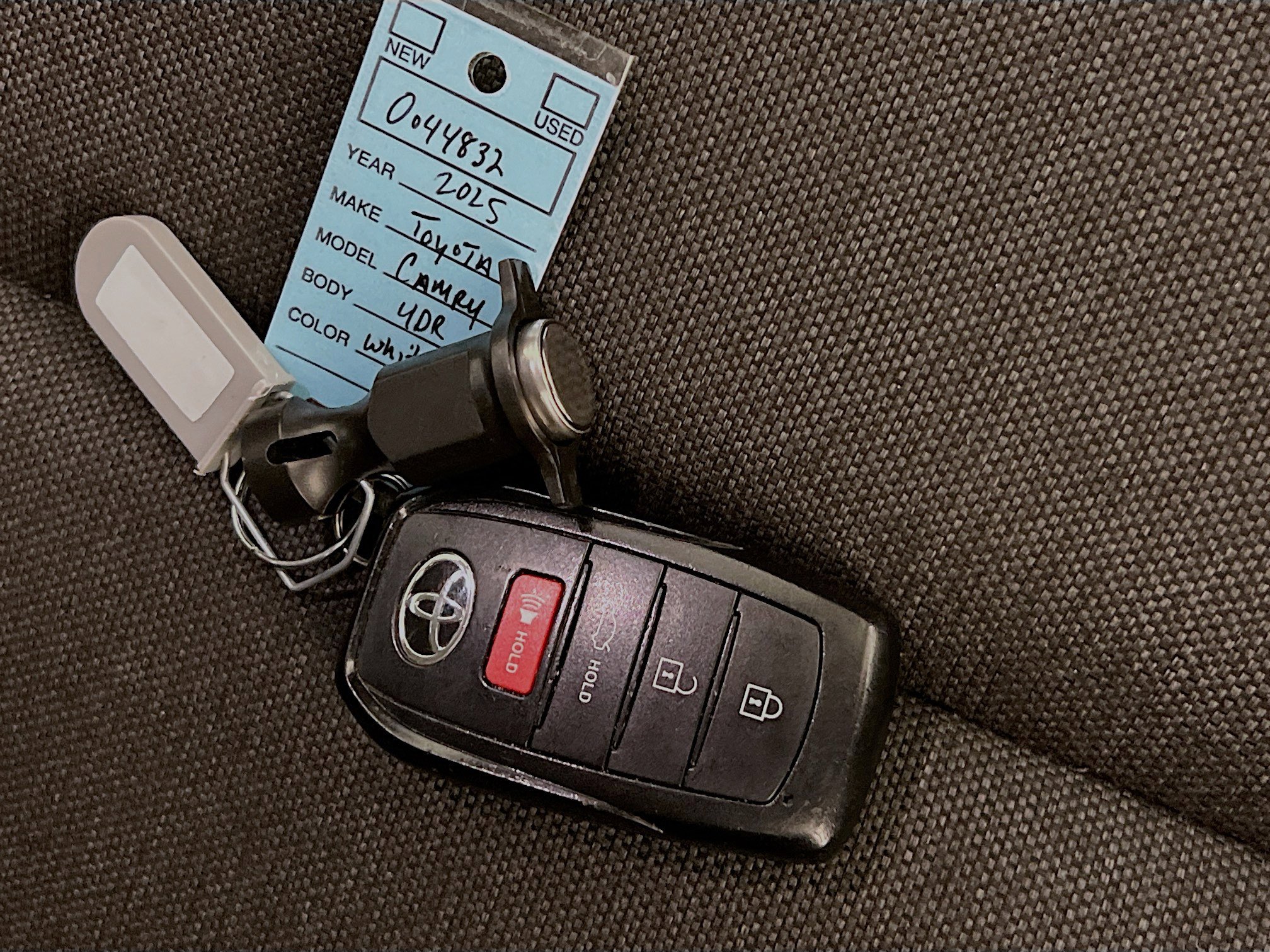 Used 2025 Toyota Camry LE FWD image 36
