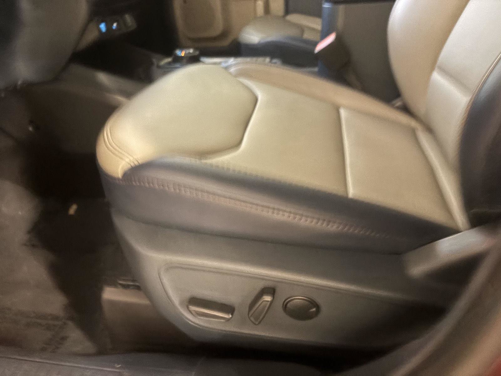 Used 2026 Ford Maverick Lariat AWD/4WD image 16
