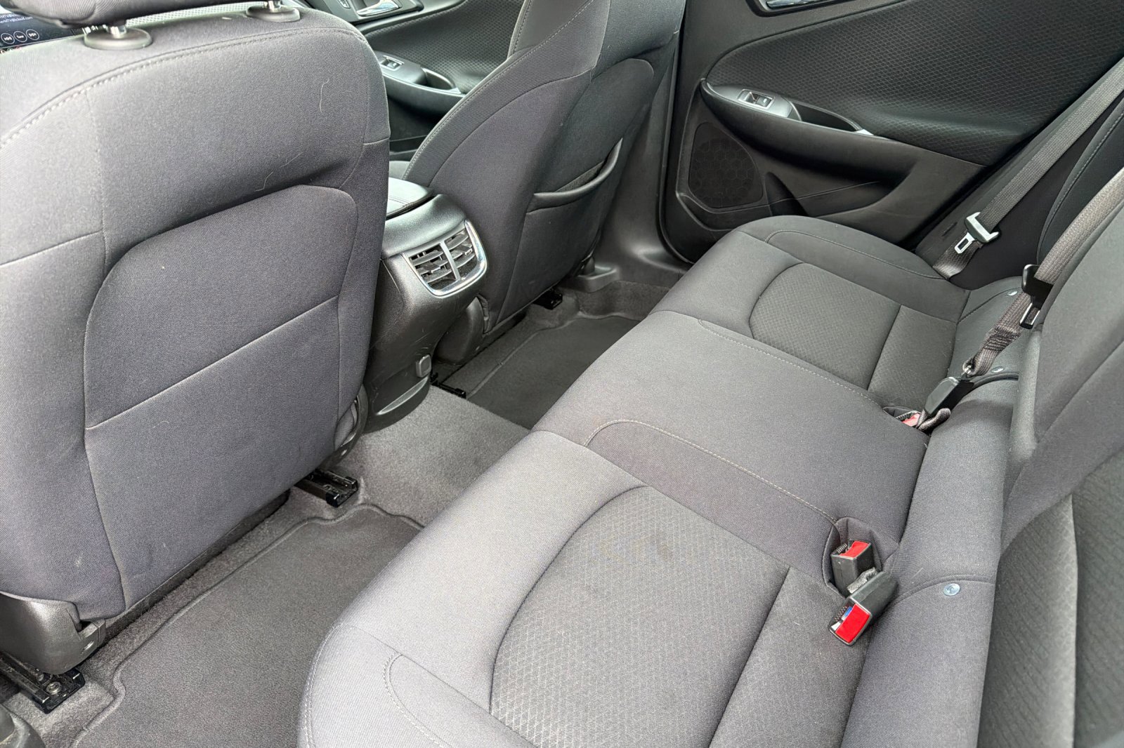 Used 2024 Chevrolet Malibu LT FWD image 12