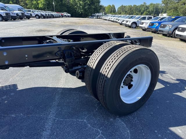 New 2027 Ford F650 2WD Crew Cab Super Duty image 8
