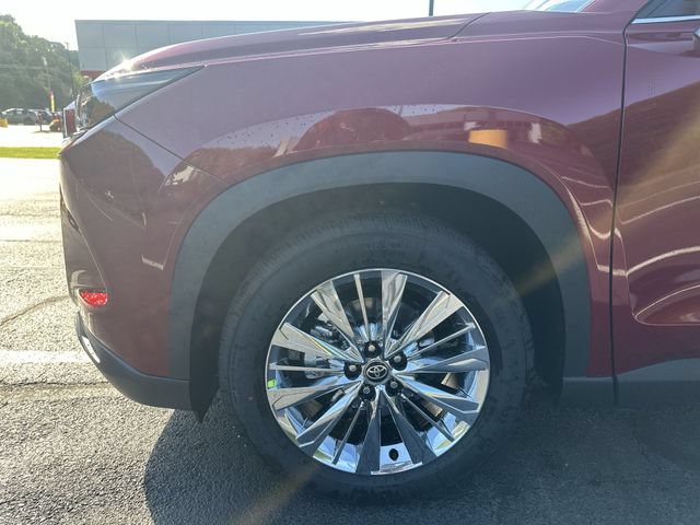 New 2026 Toyota Grand Highlander AWD image 21