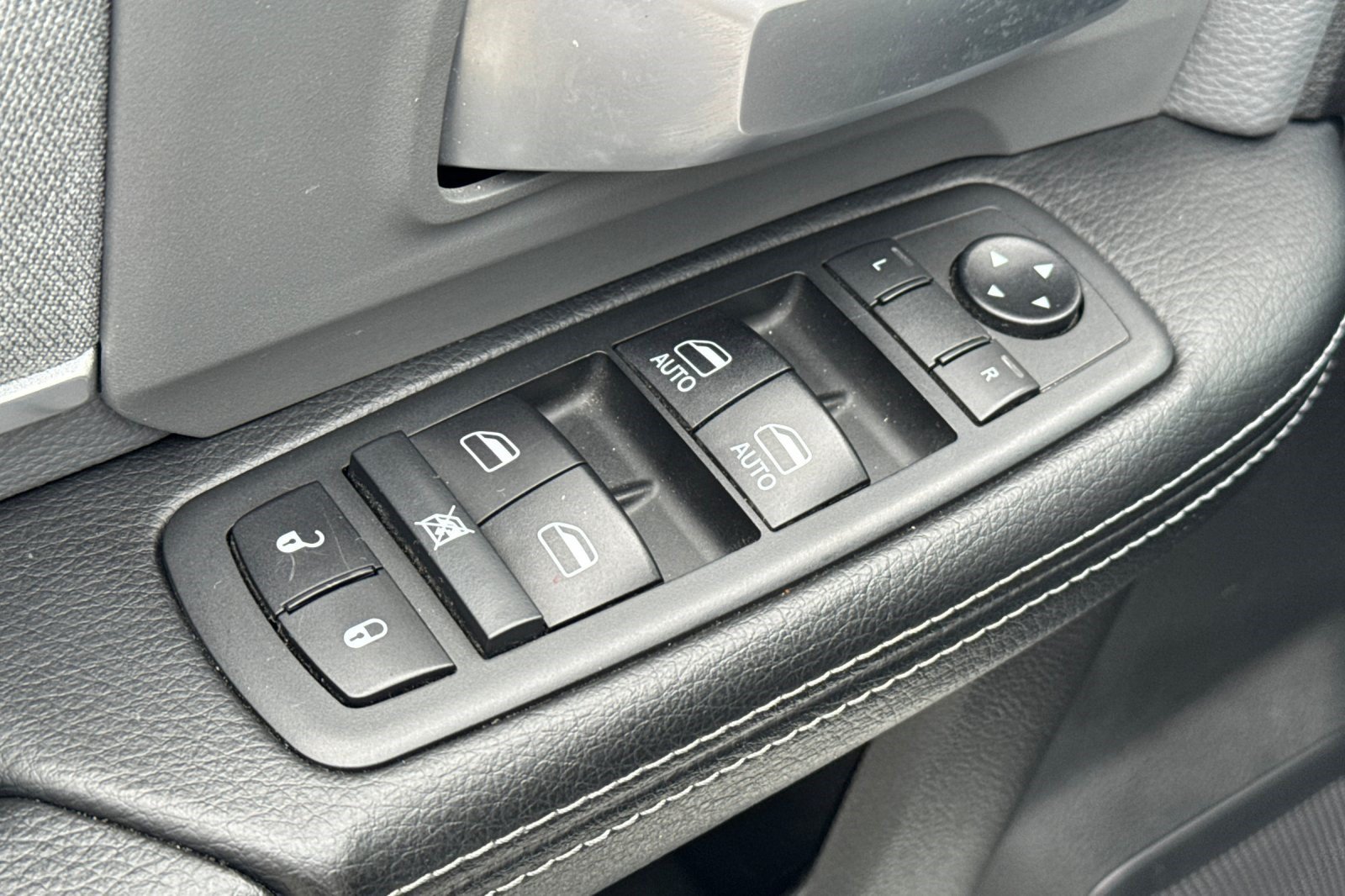 Used 2019 RAM 3500 Big Horn AWD/4WD image 14