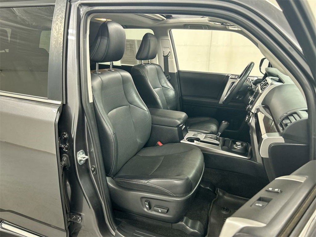Used 2022 Toyota 4Runner Limited image 25