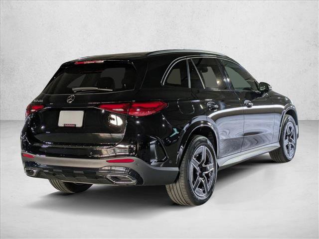 Certified 2025 Mercedes-Benz GLC 300 image 4
