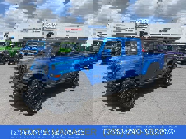 Used 2023 Jeep Gladiator Overland image 1
