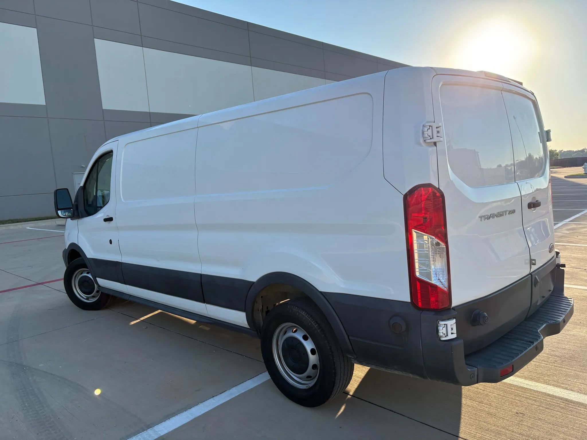 Used 2018 Ford Transit 250 148 Low Roof image 8