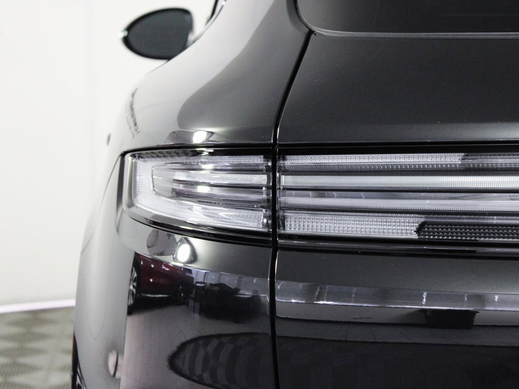 New 2026 Porsche Cayenne image 12