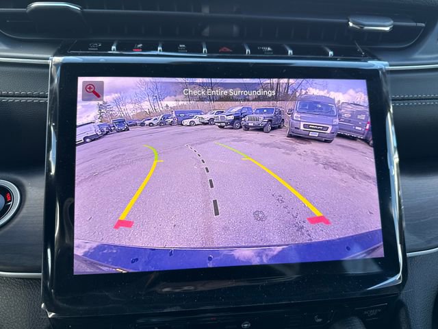 New 2025 Jeep Grand Cherokee L Limited w/ Black Appearance Package image 25