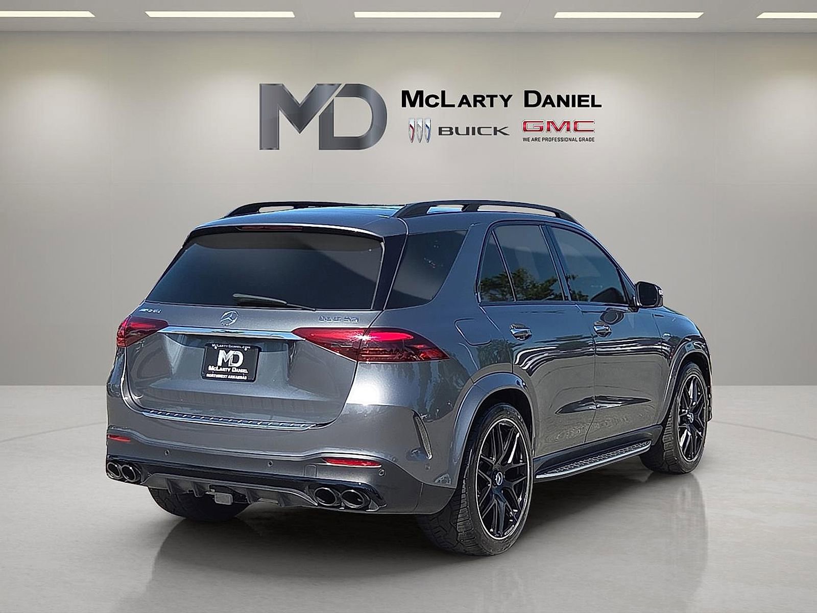 Used 2024 Mercedes-Benz GLE 53 AMG 4MATIC image 5