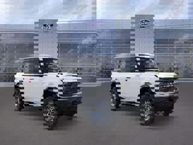 New 2025 Ford Bronco 4-Door image 7
