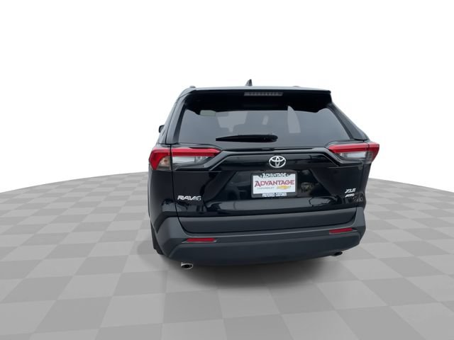 Used 2025 Toyota RAV4 XLE Premium w/ Weather Package AWD/4WD image 7