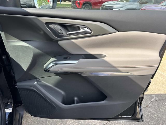 New 2026 Chevrolet Traverse LT w/ LPO, Floor Liner Package FWD image 14