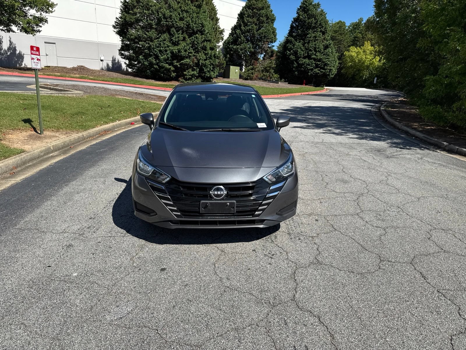 Used 2024 Nissan Versa SV FWD image 7
