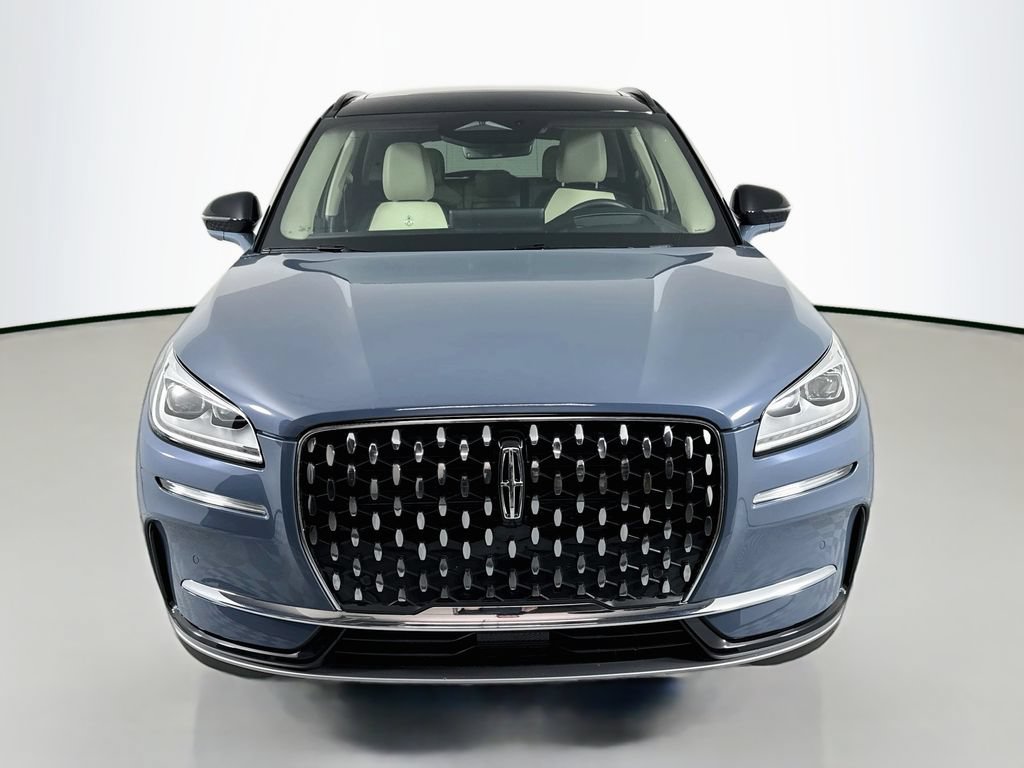 Used 2025 Lincoln Corsair Reserve w/ Equipment Group 202A AWD/4WD image 6
