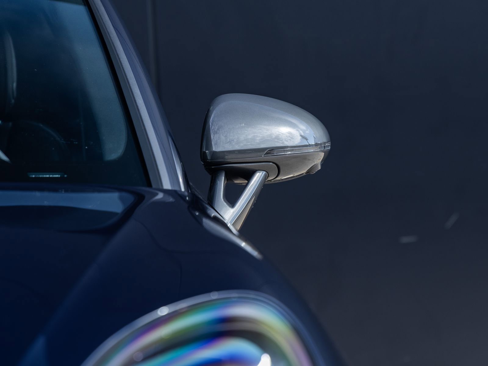 Certified 2023 Porsche Macan Turbo AWD/4WD image 19