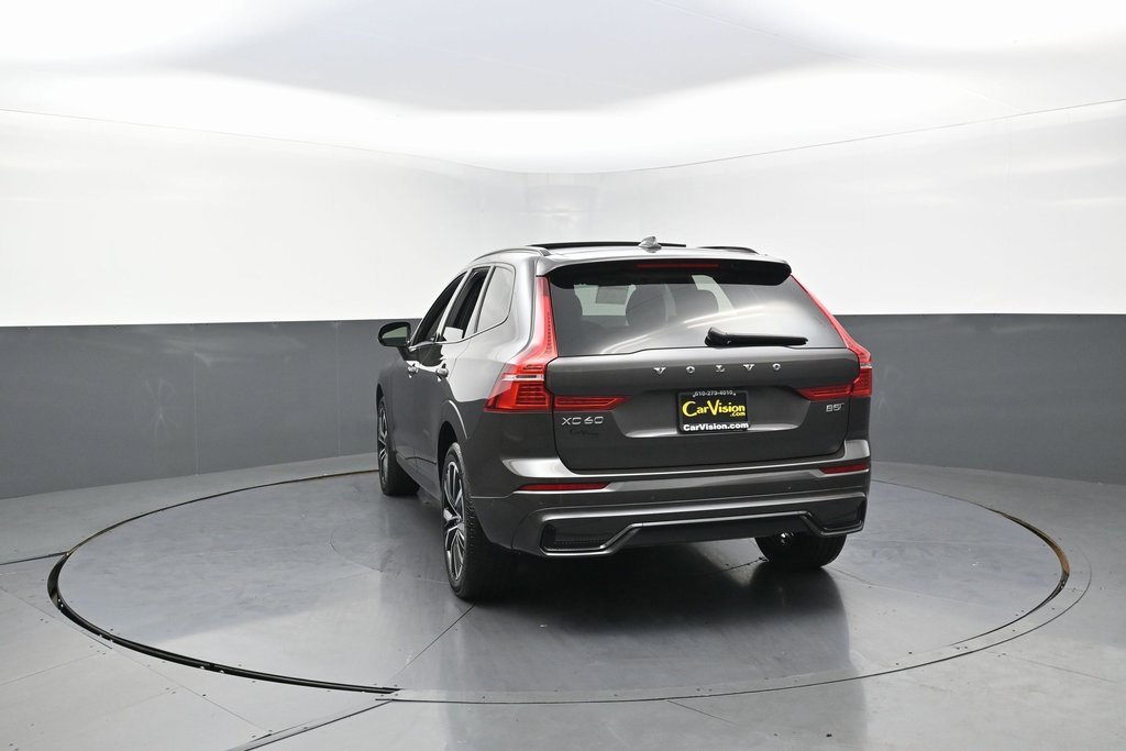 Used 2023 Volvo XC60 B5 Plus image 7