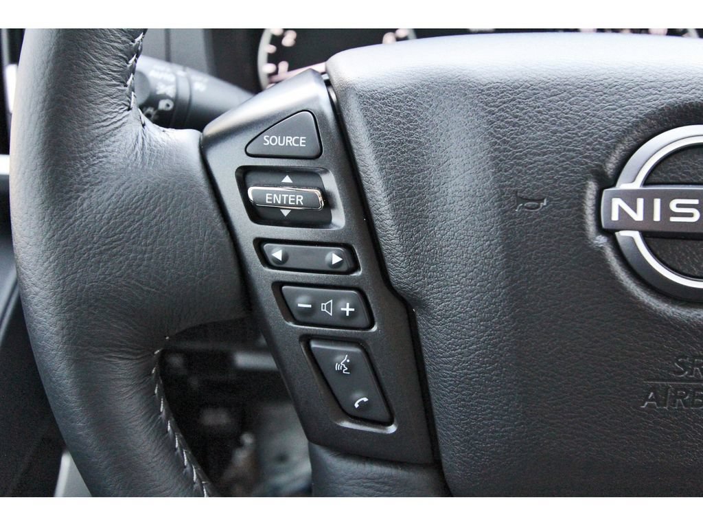 Used 2025 Nissan Frontier SV w/ SV Convenience Package RWD image 19