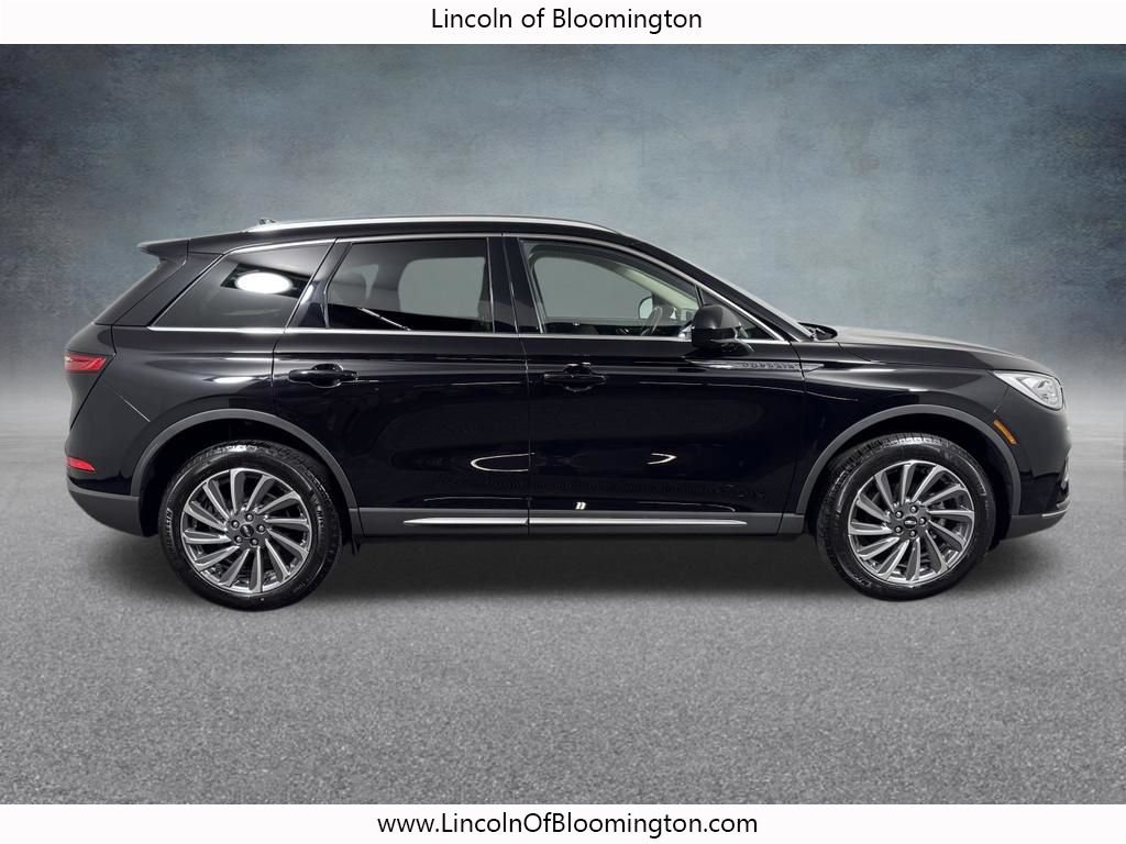 Used 2023 Lincoln Corsair Reserve AWD/4WD image 8