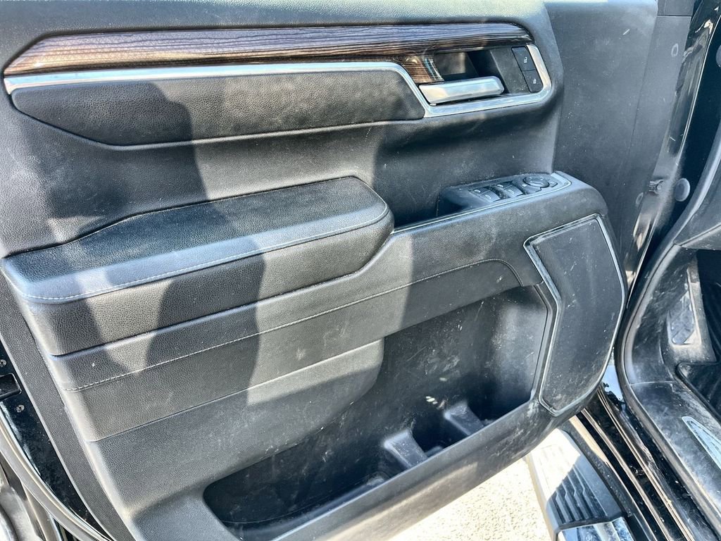 Used 2023 Chevrolet Silverado 1500 LT image 22