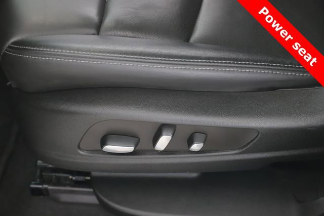 Used 2022 Cadillac XT6 Sport w/ Technology Package image 19