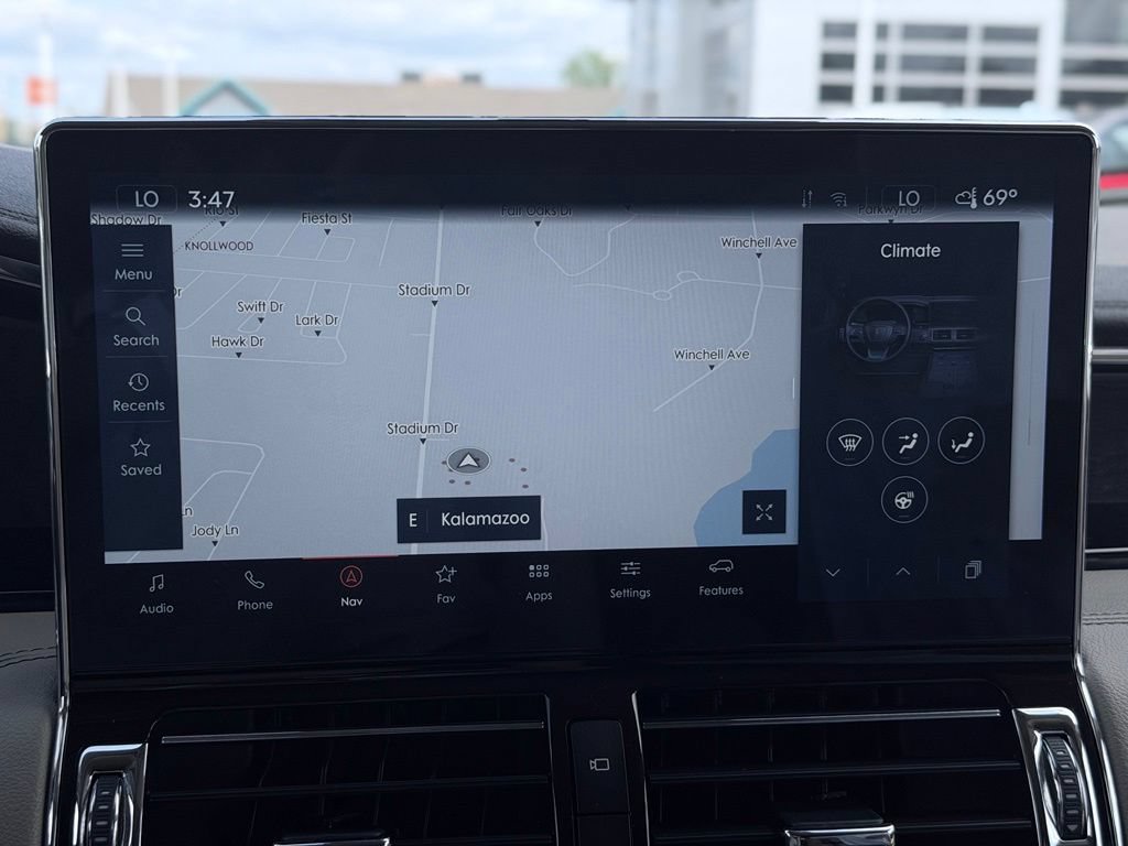Used 2022 Lincoln Navigator 4WD image 48