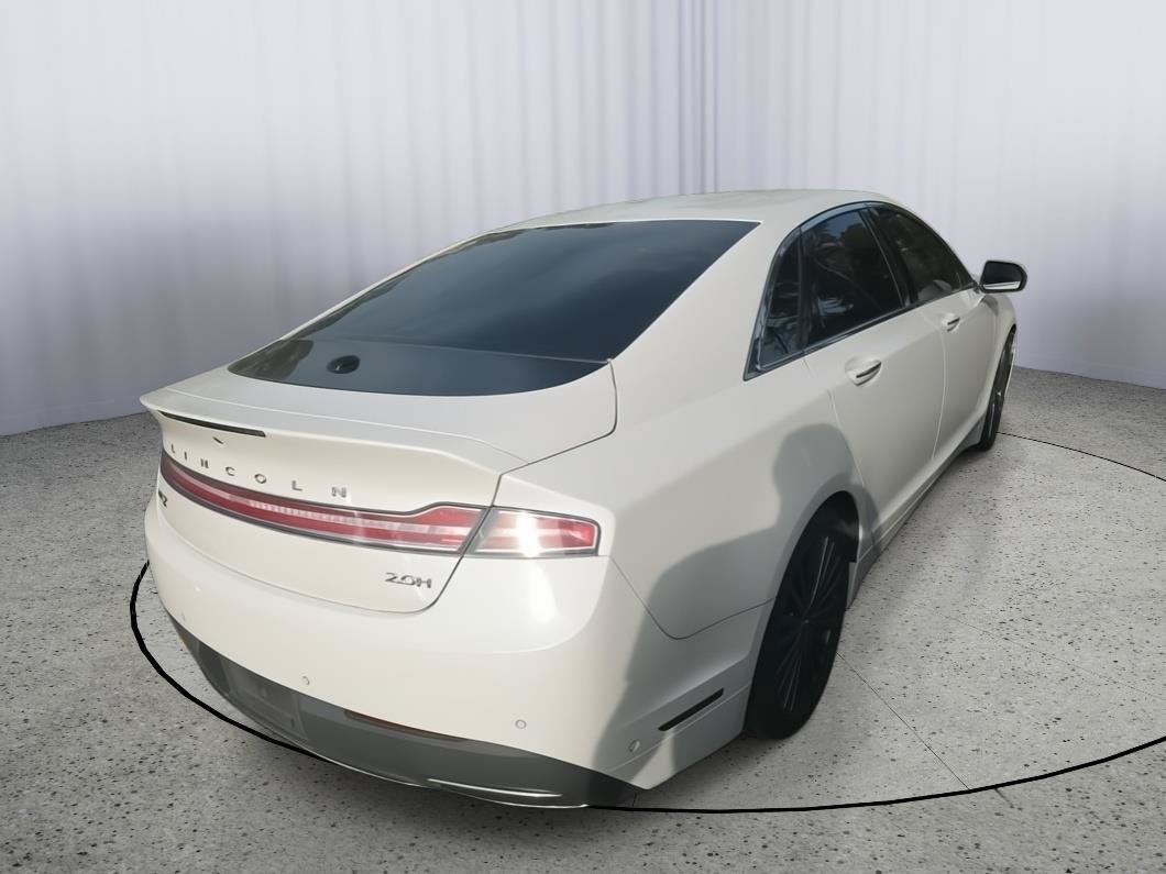 Used 2018 Lincoln MKZ Reserve w/ Technology Package FWD image 2
