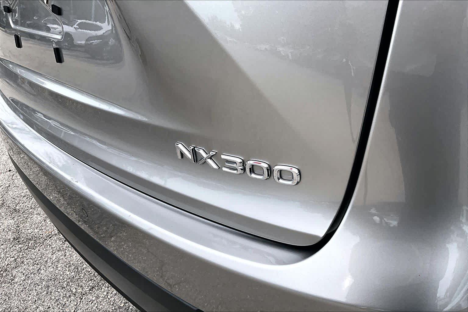 Used 2019 Lexus NX 300 F Sport w/ F Sport Premium Package AWD/4WD image 10