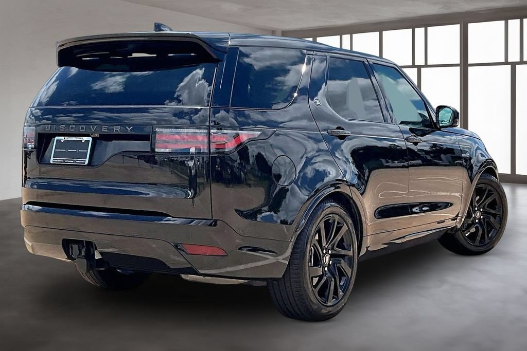 Certified 2025 Land Rover Discovery Dynamic SE AWD/4WD image 2