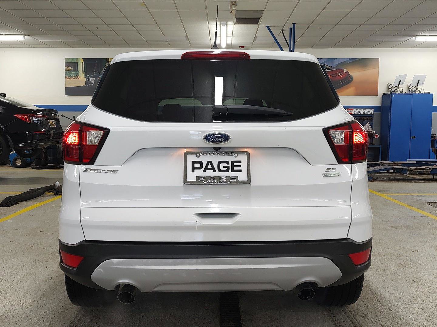 Used 2019 Ford Escape SE image 25