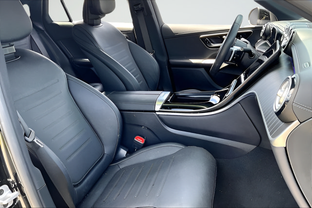 Certified 2026 Mercedes-Benz GLC 300 4MATIC image 27