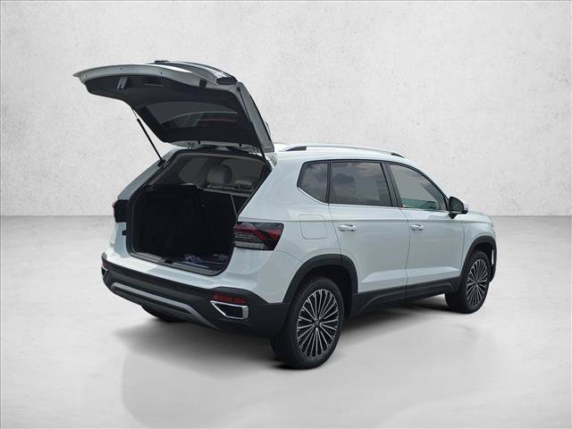 New 2026 Volkswagen Taos SE FWD video 2
