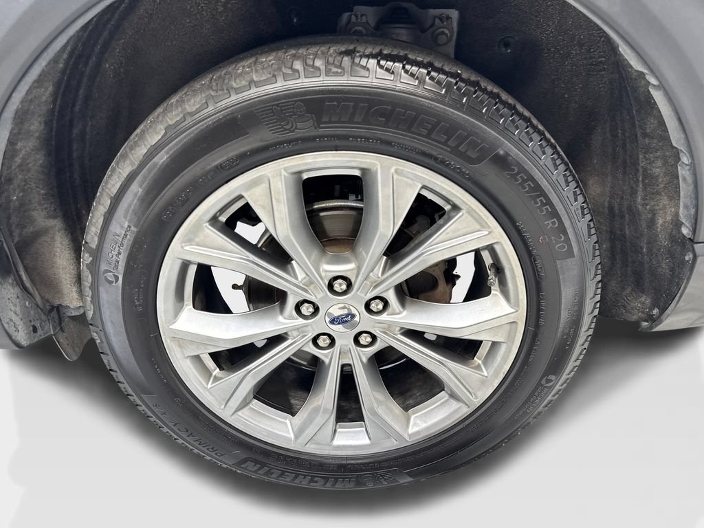 Used 2022 Ford Explorer XLT w/ Equipment Group 202A AWD/4WD image 91
