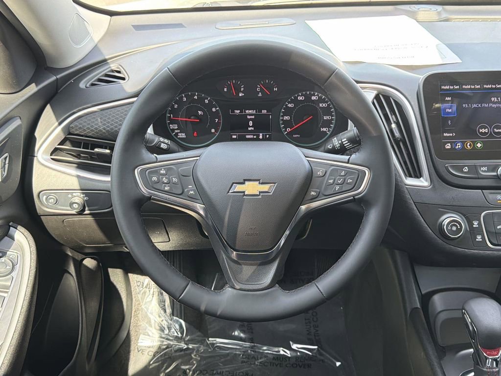 Used 2025 Chevrolet Malibu RS image 7