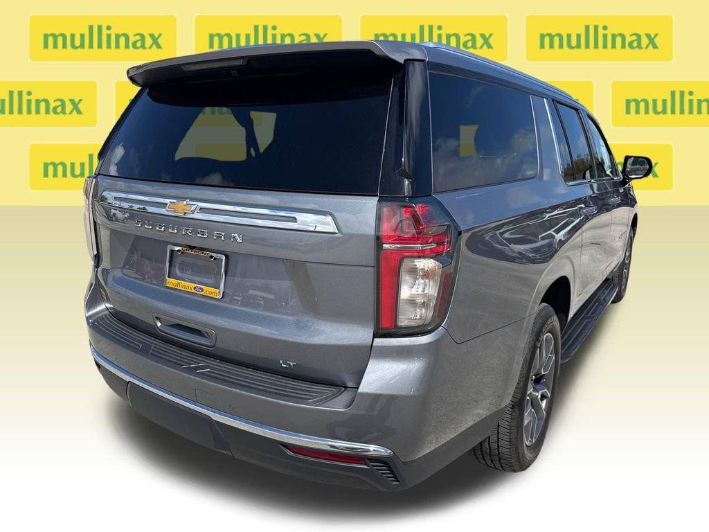 Used 2021 Chevrolet Suburban LT image 4