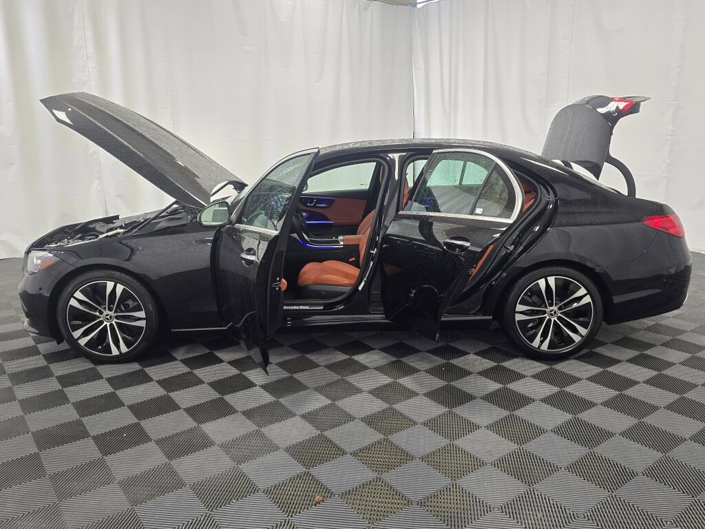 Used 2022 Mercedes-Benz C 300 4MATIC Sedan w/ Pinnacle Trim Package image 12