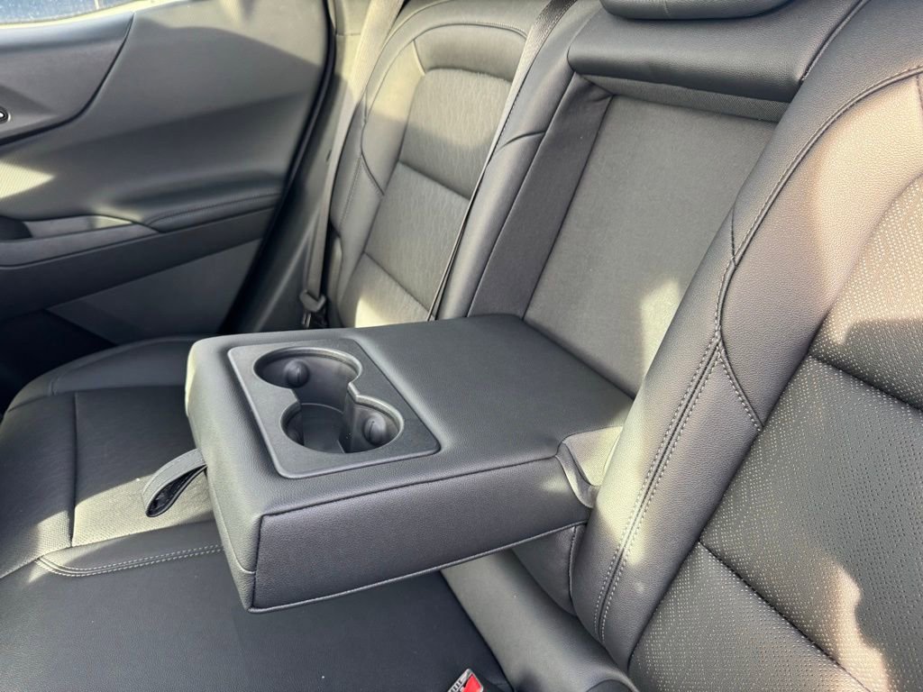New 2026 Chevrolet Equinox LT w/ Convenience Package II image 33