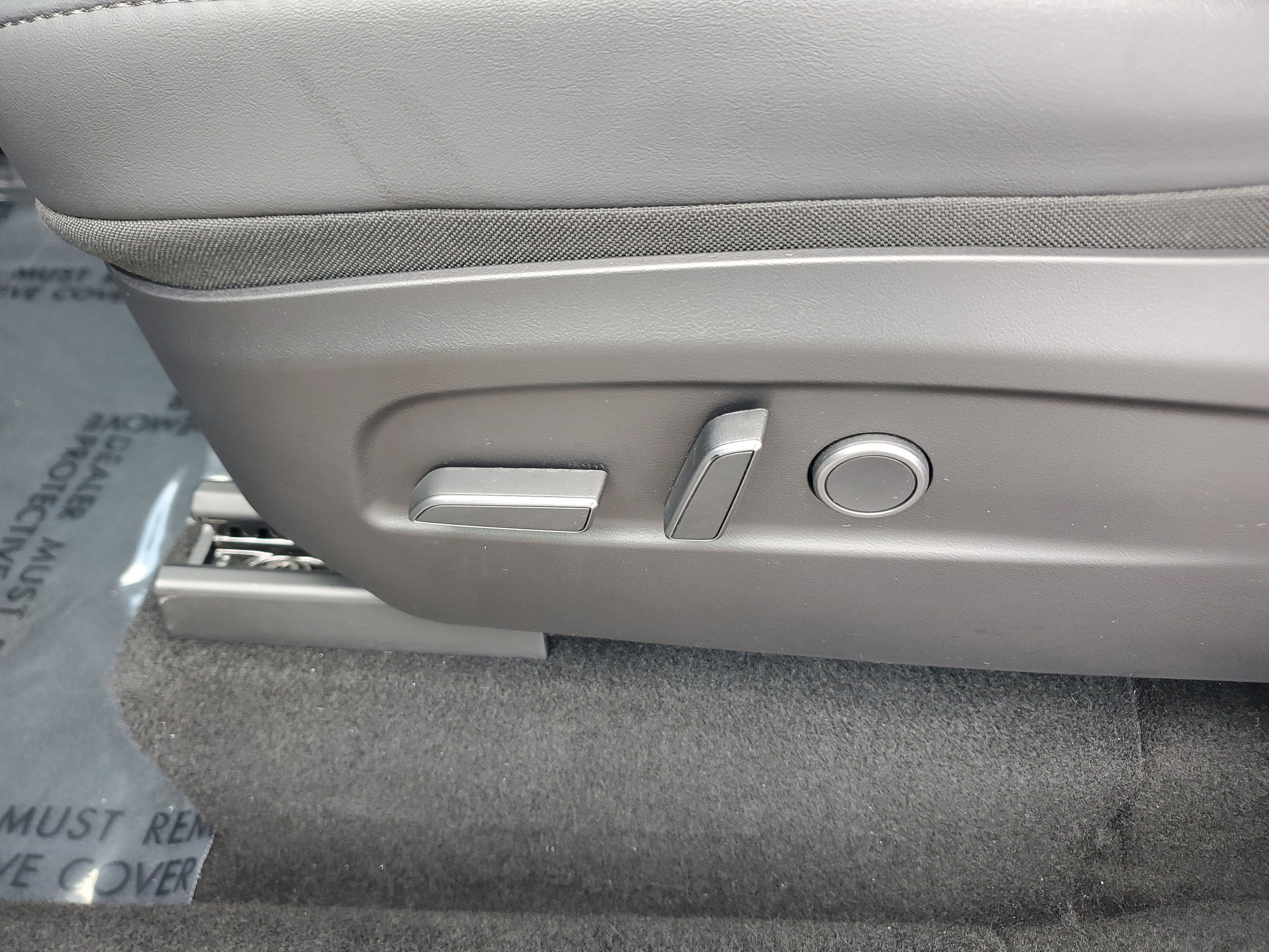 Used 2026 Tesla Model Y Long Range image 23