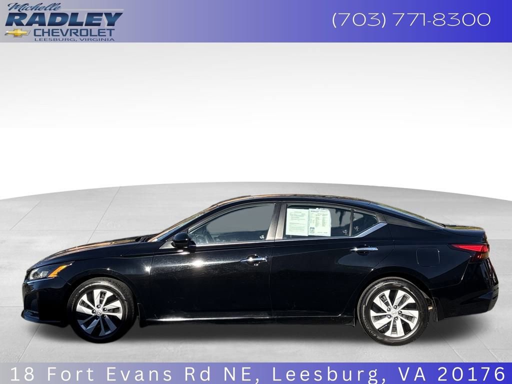 Used 2023 Nissan Altima 2.5 S image 2