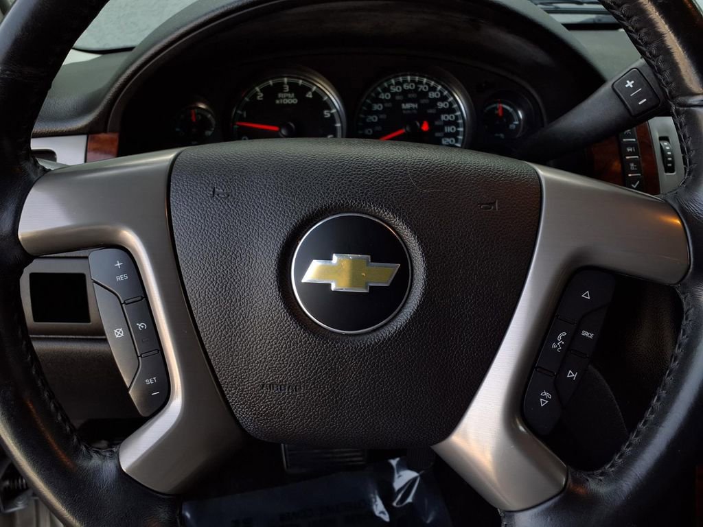Used 2013 Chevrolet Tahoe LS w/ Convenience Package RWD image 10