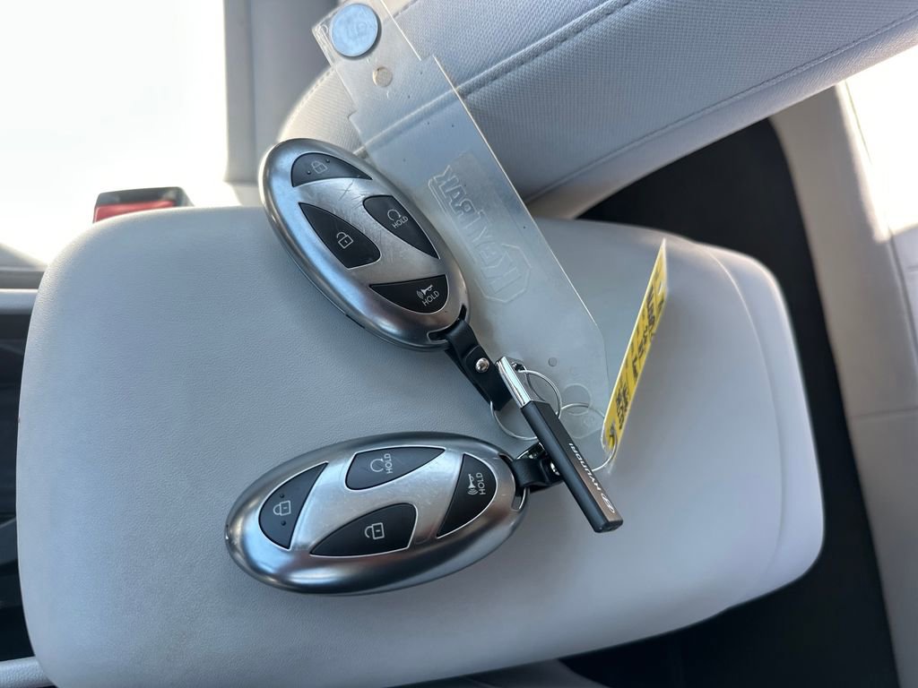 Certified 2026 Hyundai Kona SE AWD/4WD image 22