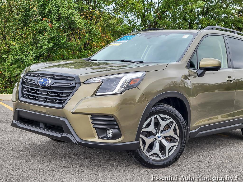 Certified 2024 Subaru Forester Premium AWD/4WD image 2