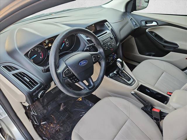 Used 2016 Ford Focus SE FWD image 10