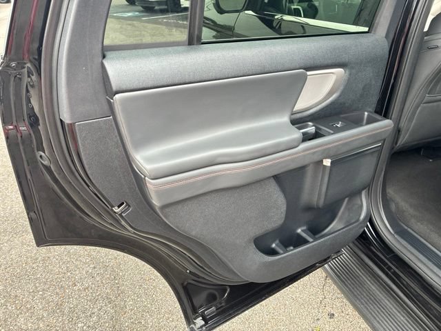 Used 2025 Ford Expedition Active AWD/4WD image 55