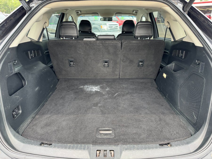 Used 2019 Ford Edge Titanium AWD/4WD image 17
