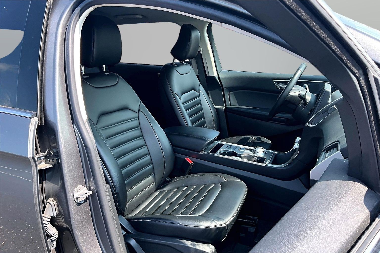 Used 2023 Ford Edge SEL w/ Convenience Package AWD/4WD image 7