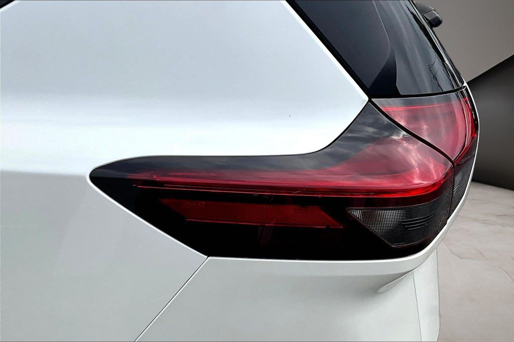 Certified 2023 Nissan Rogue SV w/ SV Premium B Package AWD/4WD image 23
