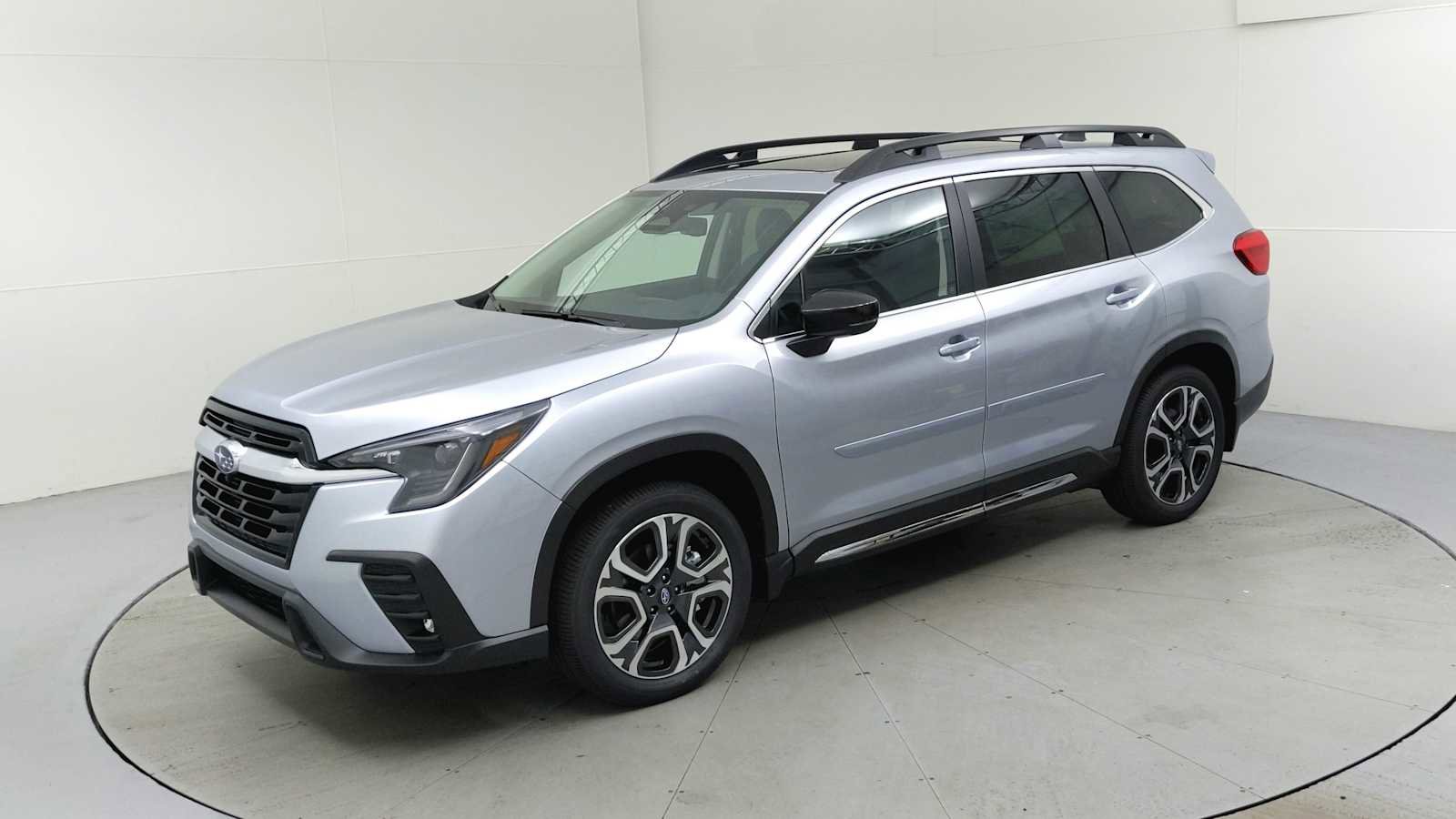 New 2025 Subaru Ascent Limited image 4