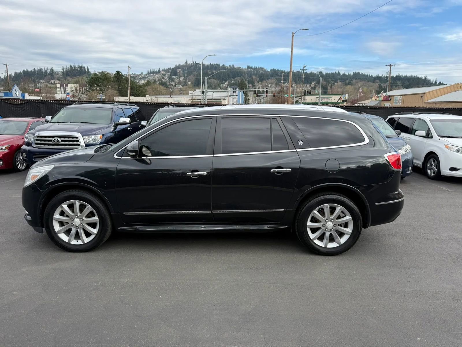 Used 2015 Buick Enclave Premium w/ Experience Buick Package FWD image 7