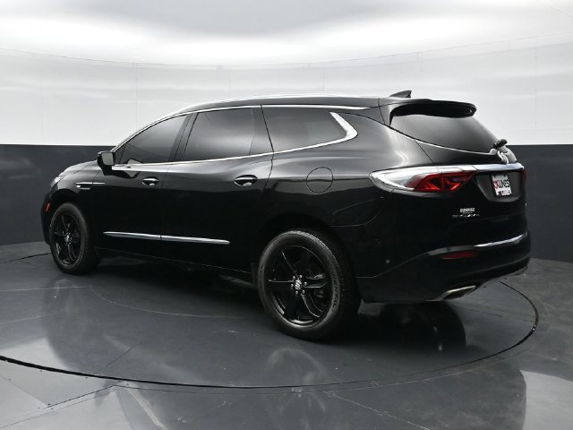 Used 2024 Buick Enclave Essence w/ Experience Buick Package FWD image 7